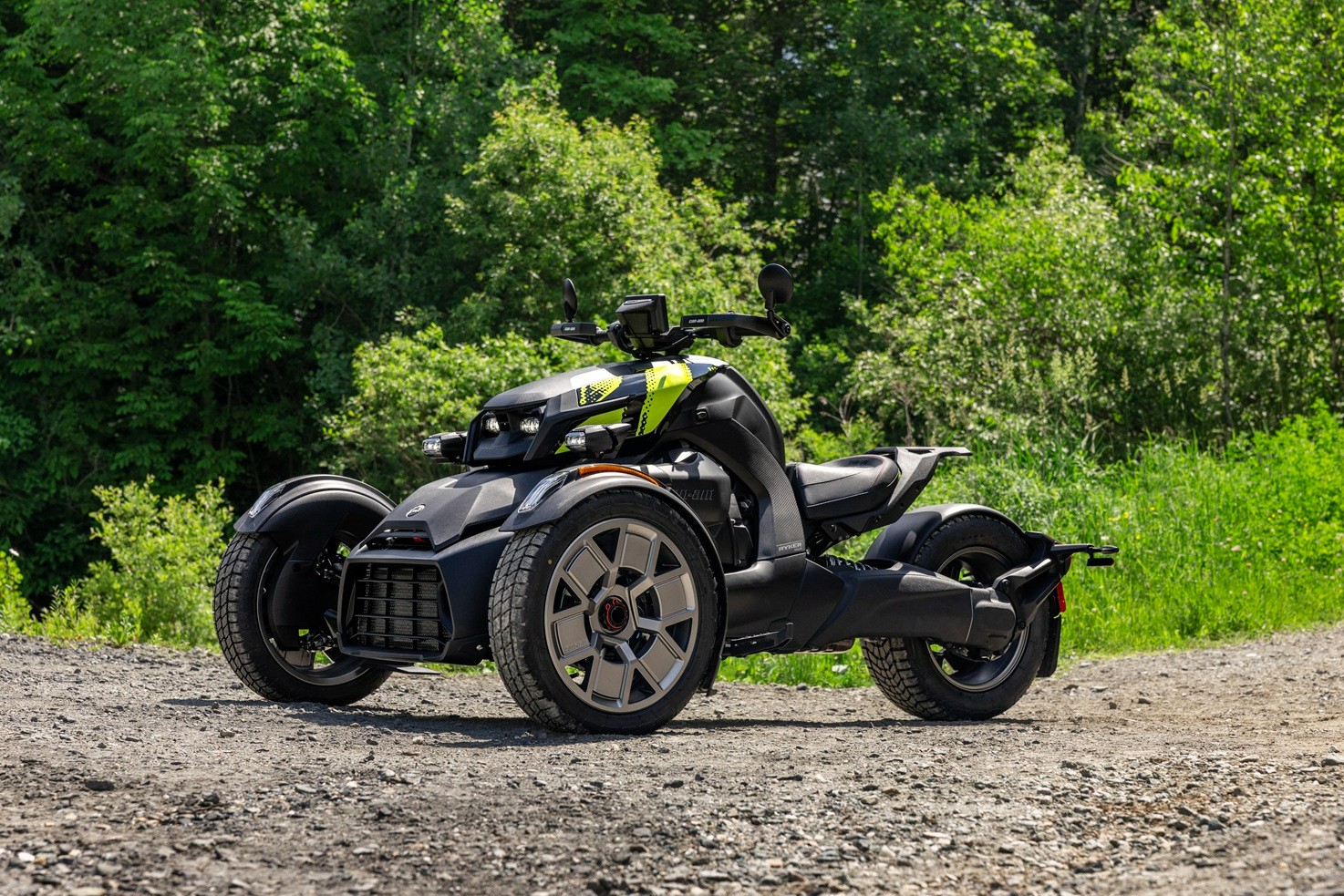 ONRD-MY27-3WV-RYK-RALLY-BEAUTY-MMX15247-RGB