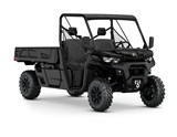 ORV-SSV-MY26-Traxter-PRO-XU-HD10-Stealth-Black-0008VTB00-Studio-34FR-EMEA